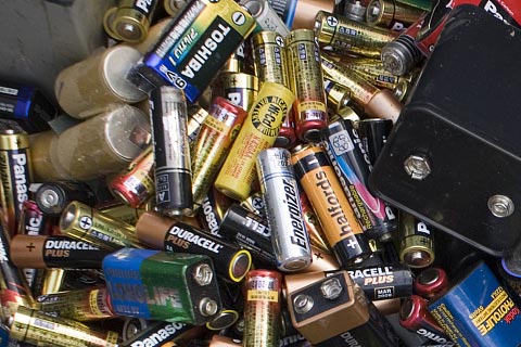 公主岭苇子沟高价旧电池回收,收购铁锂电池公司|上门回收锂电池